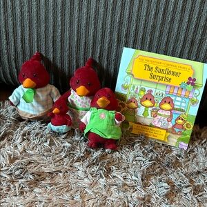 Woodzeez Cardinal Family Toy Set with Book